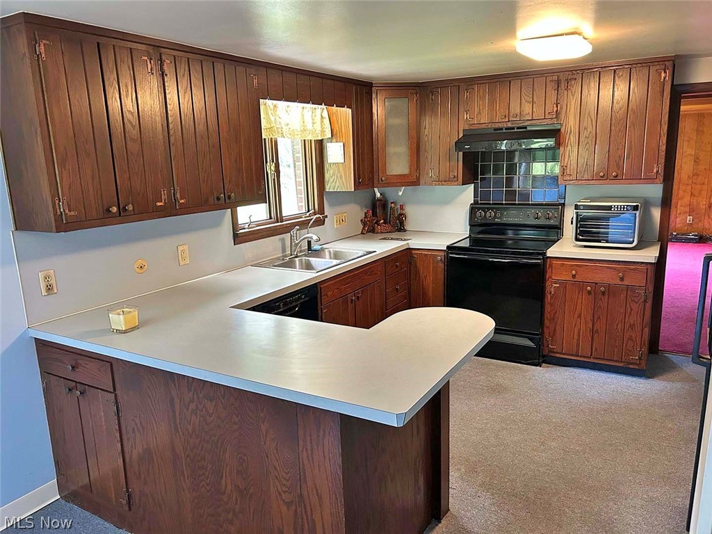 16351 Bowman Street NE Homeworth OH 44634