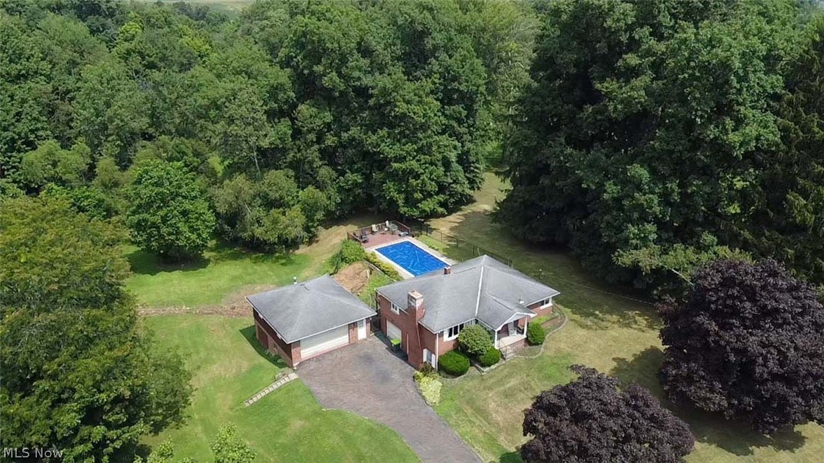 16351 Bowman Street NE Homeworth OH 44634