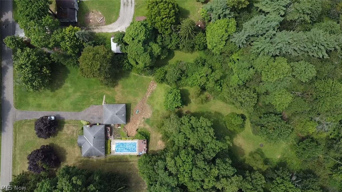 16351 Bowman Street NE Homeworth OH 44634