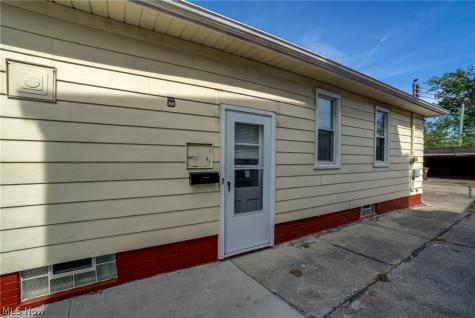 4407 Woodway Avenue Parma OH 44134