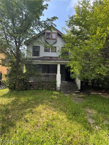 712 E 133rd Street Cleveland OH 44110