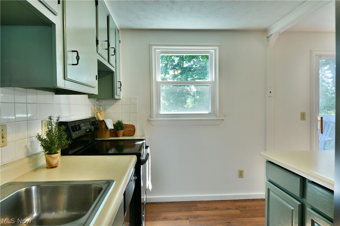 3678 Oakview Drive Girard OH 44420