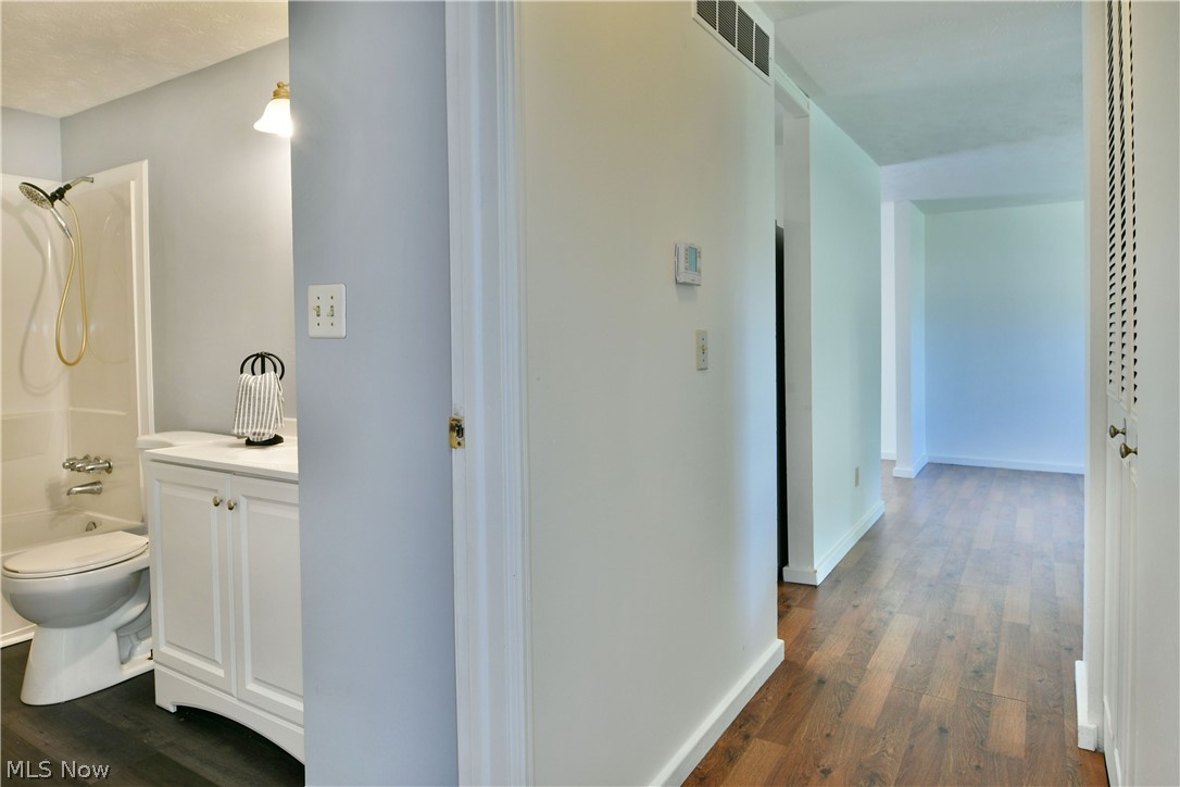 3678 Oakview Drive Girard OH 44420