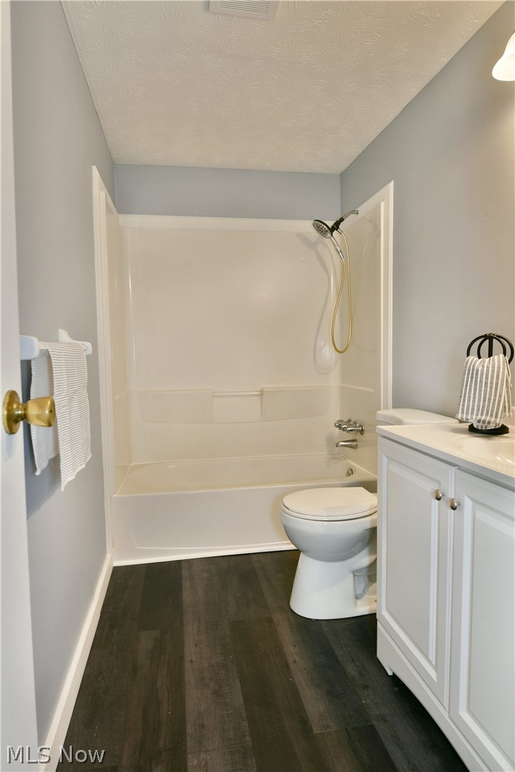 3678 Oakview Drive Girard OH 44420