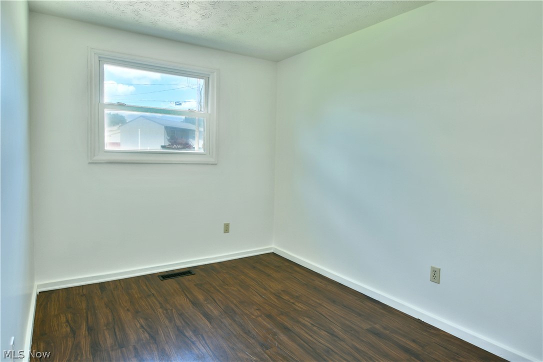 3678 Oakview Drive Girard OH 44420