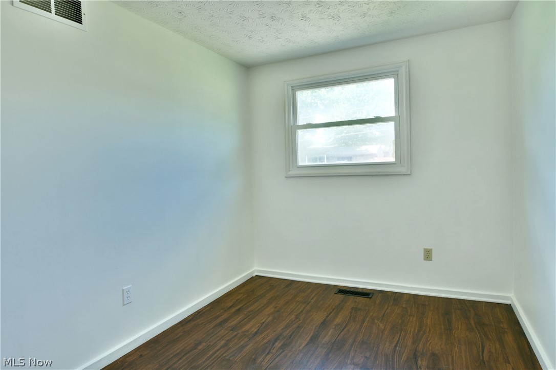 3678 Oakview Drive Girard OH 44420