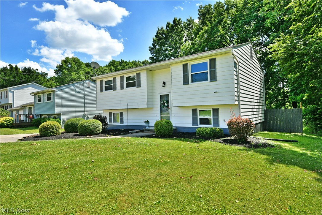 3678 Oakview Drive Girard OH 44420