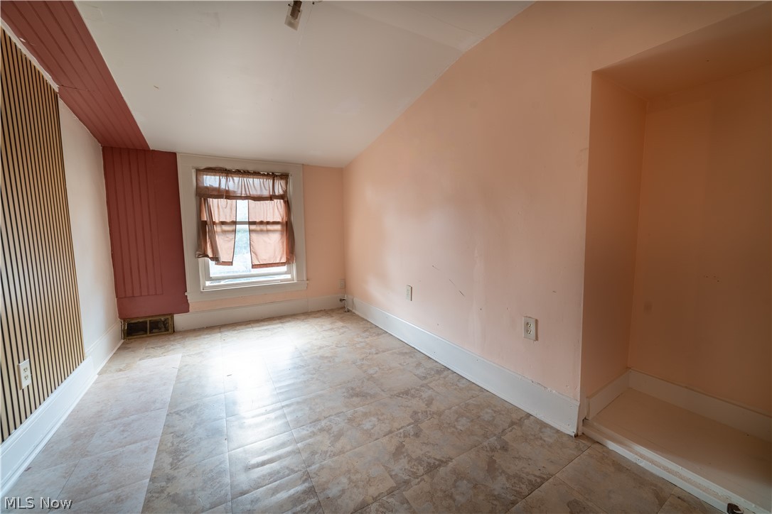 224 Meadowbrook Avenue Boardman OH 44512