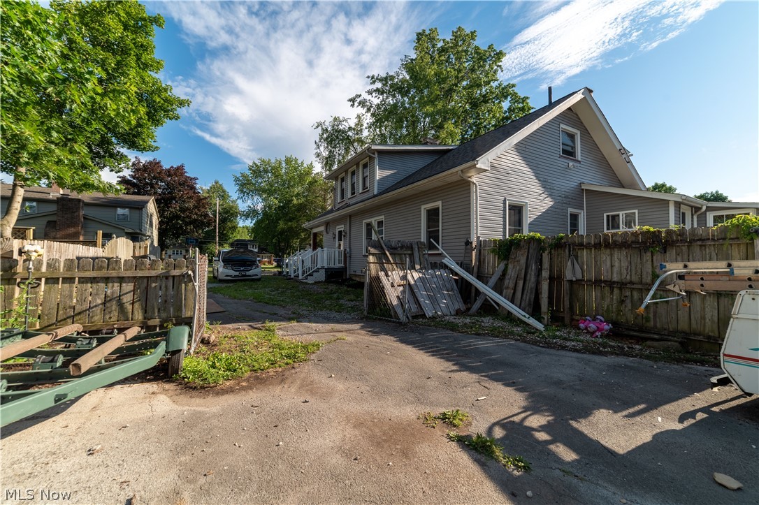 224 Meadowbrook Avenue Boardman OH 44512
