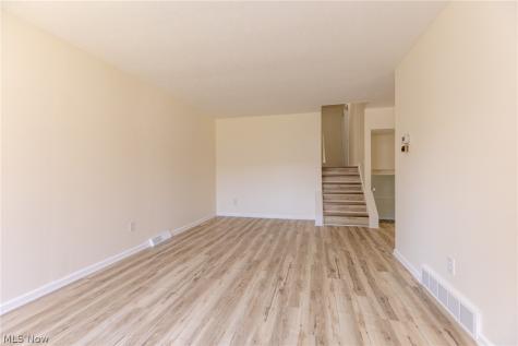 5258 Main Avenue North Ridgeville OH 44039