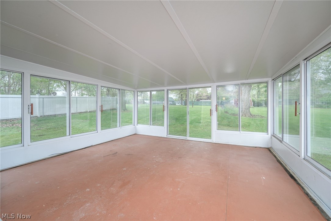 5638 Bonnie Lou Drive New Franklin OH 44319