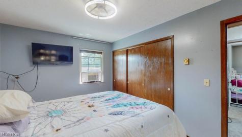 38667 Chestnut Ridge Road Elyria OH 44035