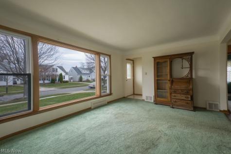 5372 Huron Road Lyndhurst OH 44124