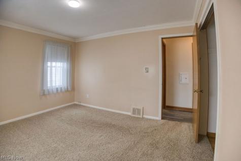 5372 Huron Road Lyndhurst OH 44124