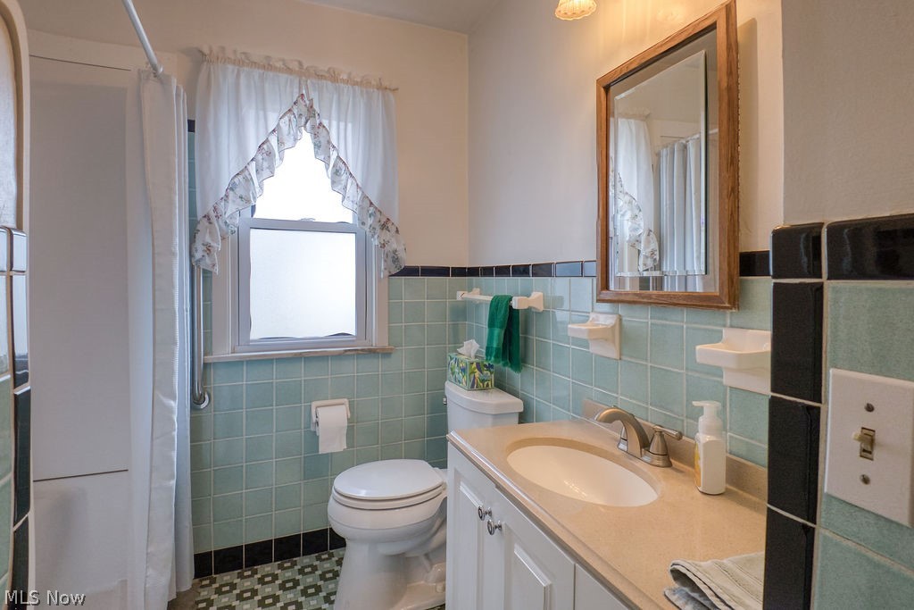 5372 Huron Road Lyndhurst OH 44124