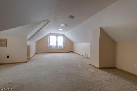 5372 Huron Road Lyndhurst OH 44124