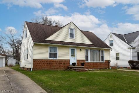 5372 Huron Road Lyndhurst OH 44124