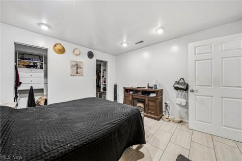 14512 N Rider Road Burton OH 44021