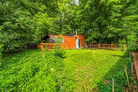 14512 N Rider Road Burton OH 44021