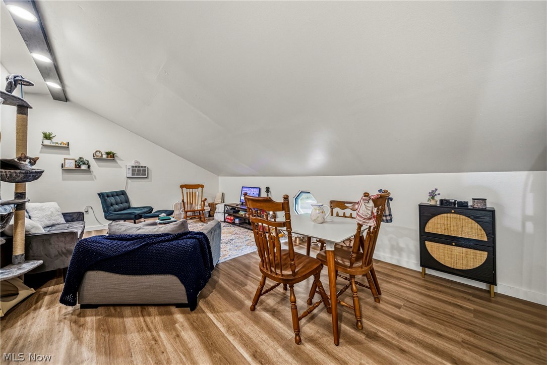 14512 N Rider Road Burton OH 44021