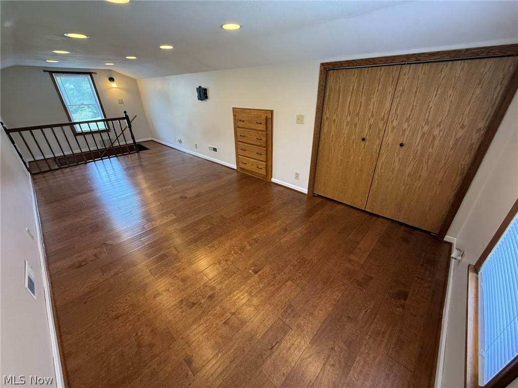 156 Barnhill Road NE New Philadelphia OH 44663