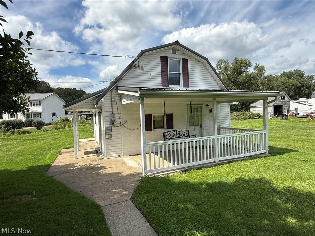 156 Barnhill Road NE New Philadelphia OH 44663