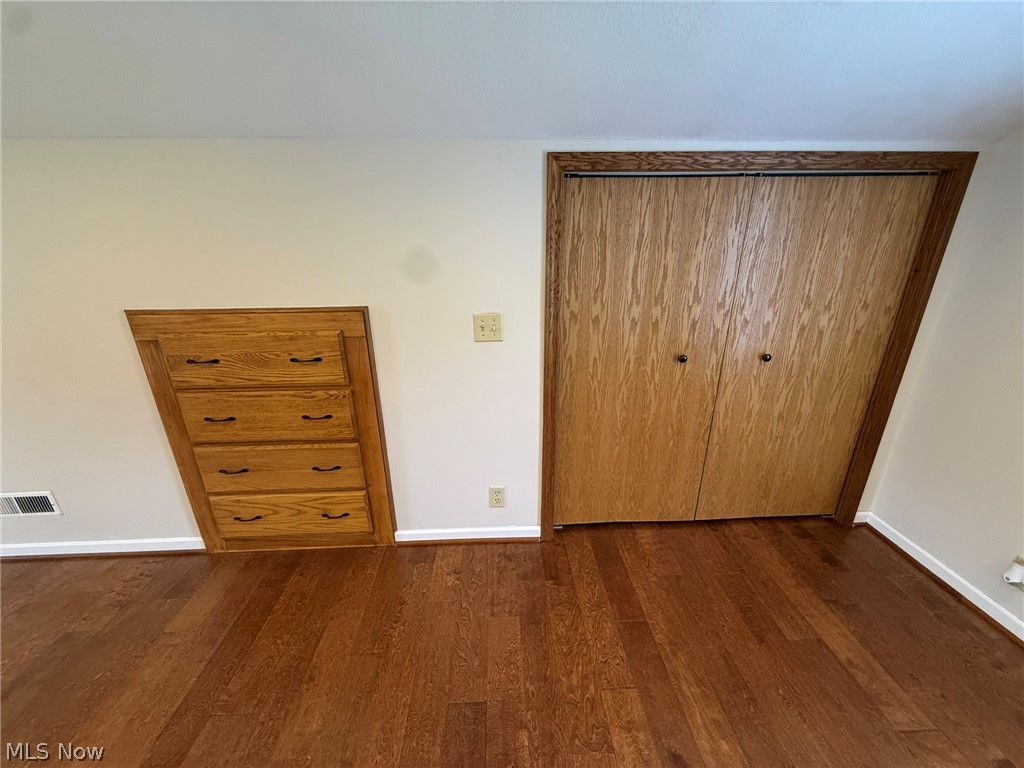 156 Barnhill Road NE New Philadelphia OH 44663