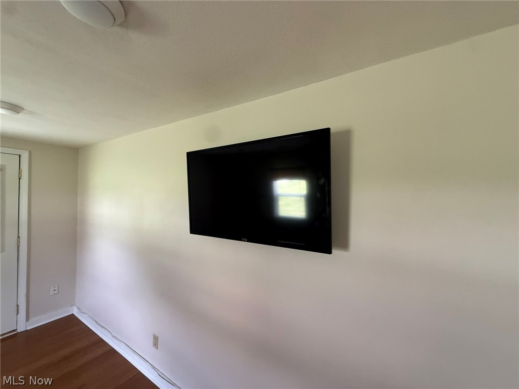 156 Barnhill Road NE New Philadelphia OH 44663