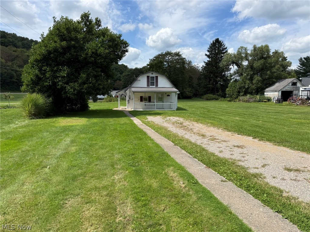 156 Barnhill Road NE New Philadelphia OH 44663