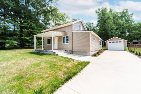 9 Dravis Drive Youngstown OH 44515