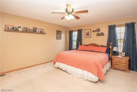 2307 Kenyon Street Louisville OH 44641