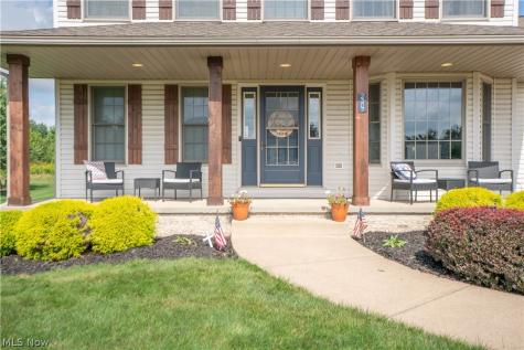 2307 Kenyon Street Louisville OH 44641