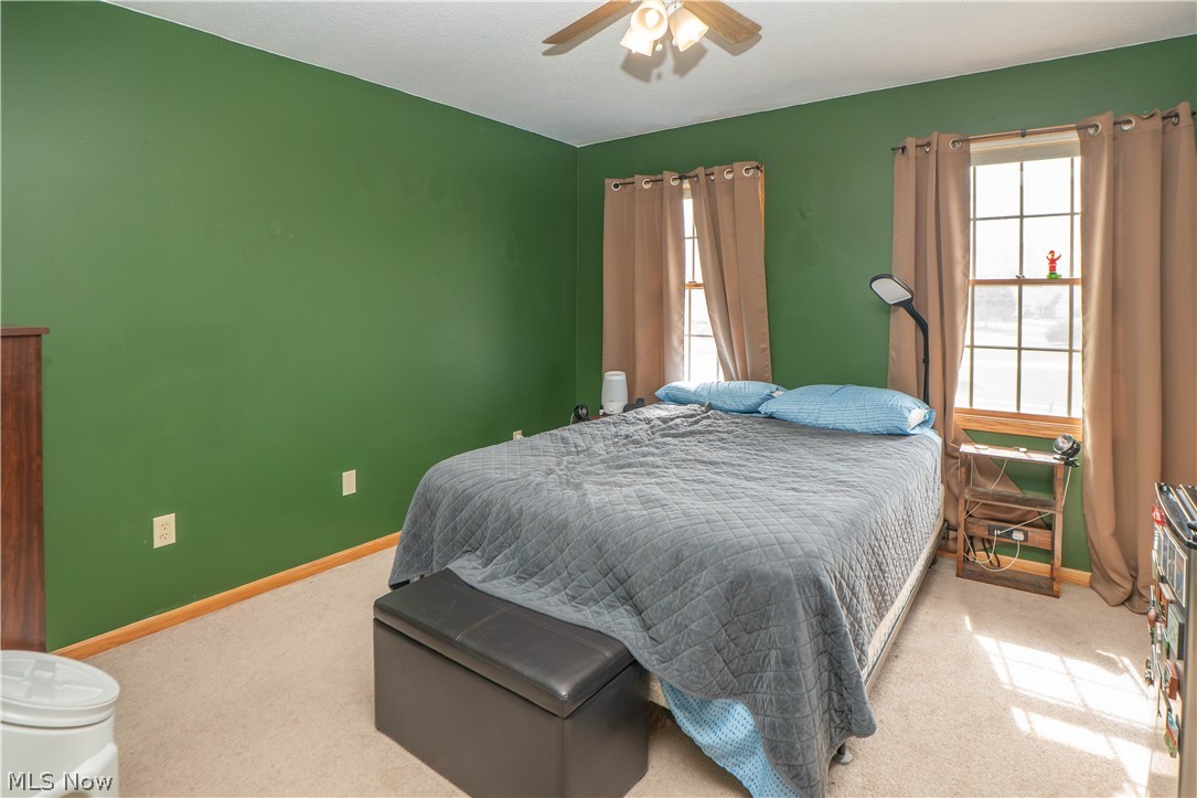 2307 Kenyon Street Louisville OH 44641