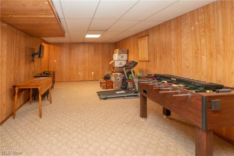2307 Kenyon Street Louisville OH 44641