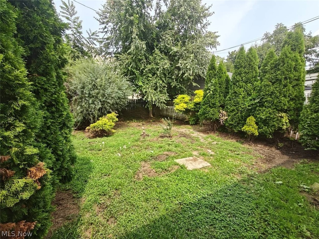 18703 Kewanee Avenue Cleveland OH 44119
