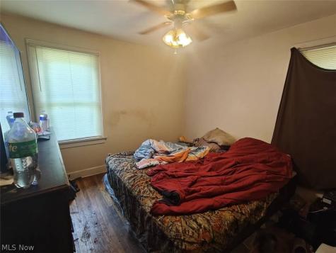 18703 Kewanee Avenue Cleveland OH 44119