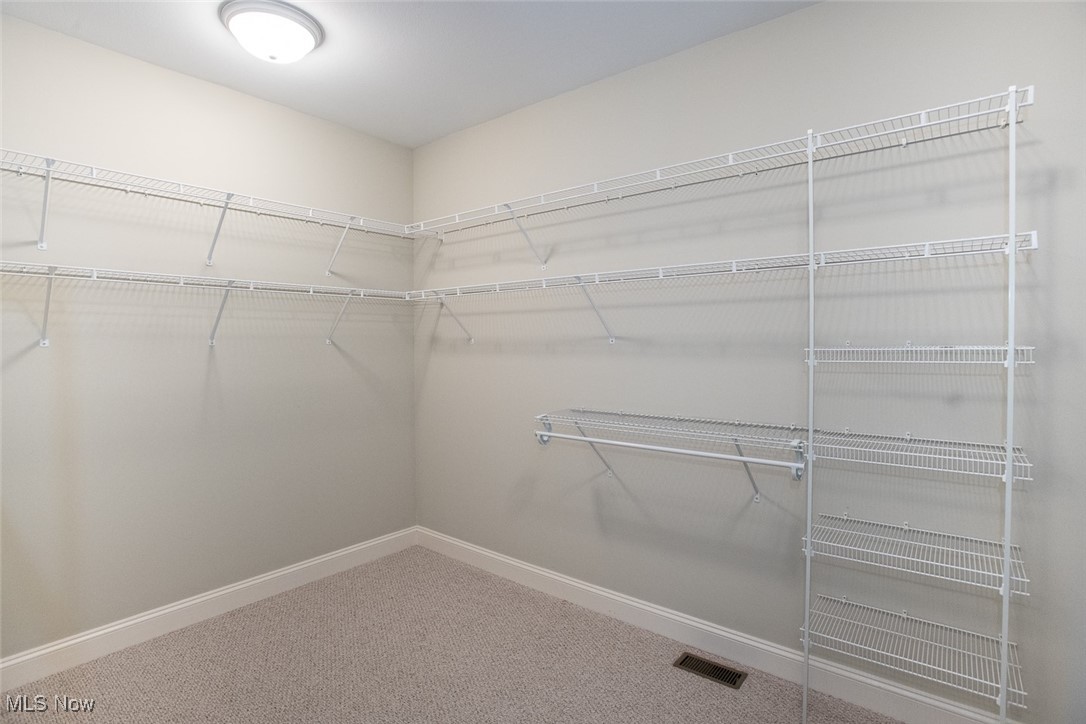 24 Somerset Drive Rocky River OH 44116