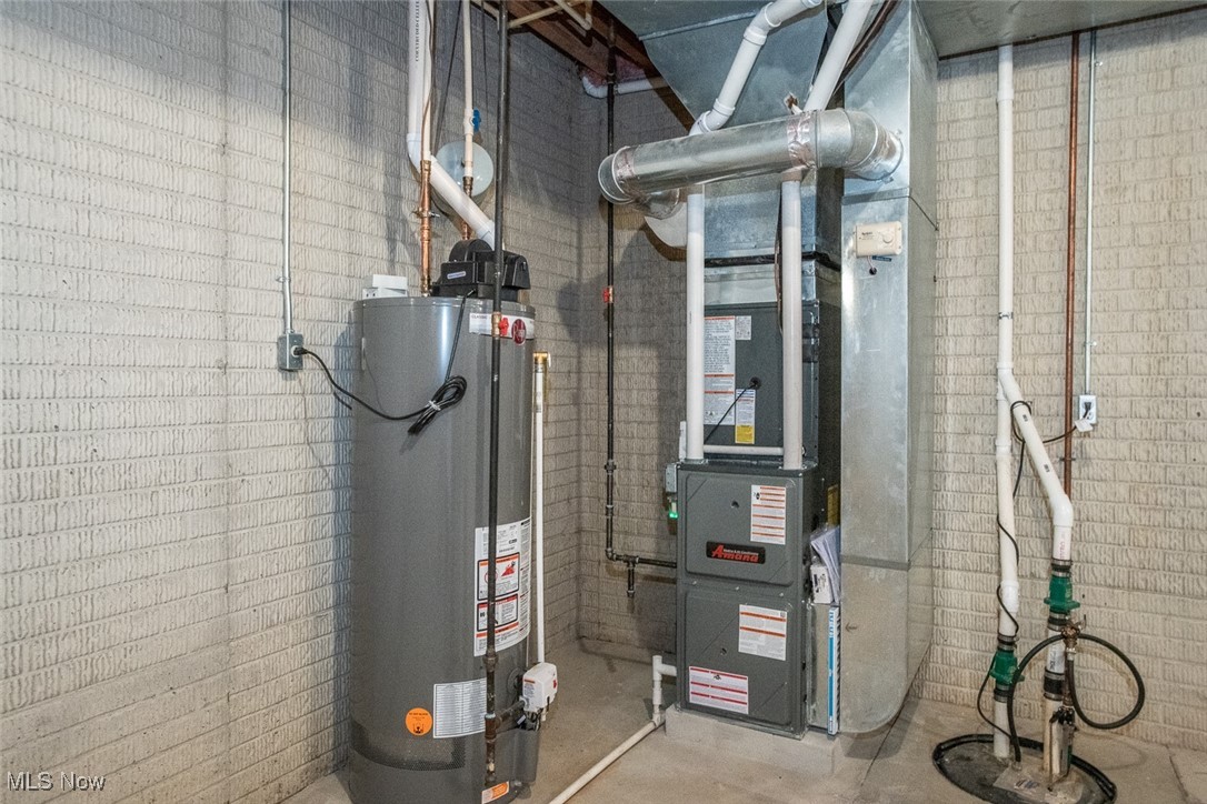 24 Somerset Drive Rocky River OH 44116