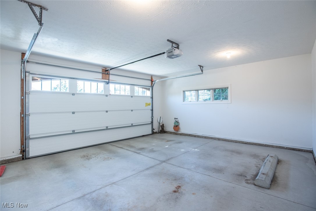 24 Somerset Drive Rocky River OH 44116