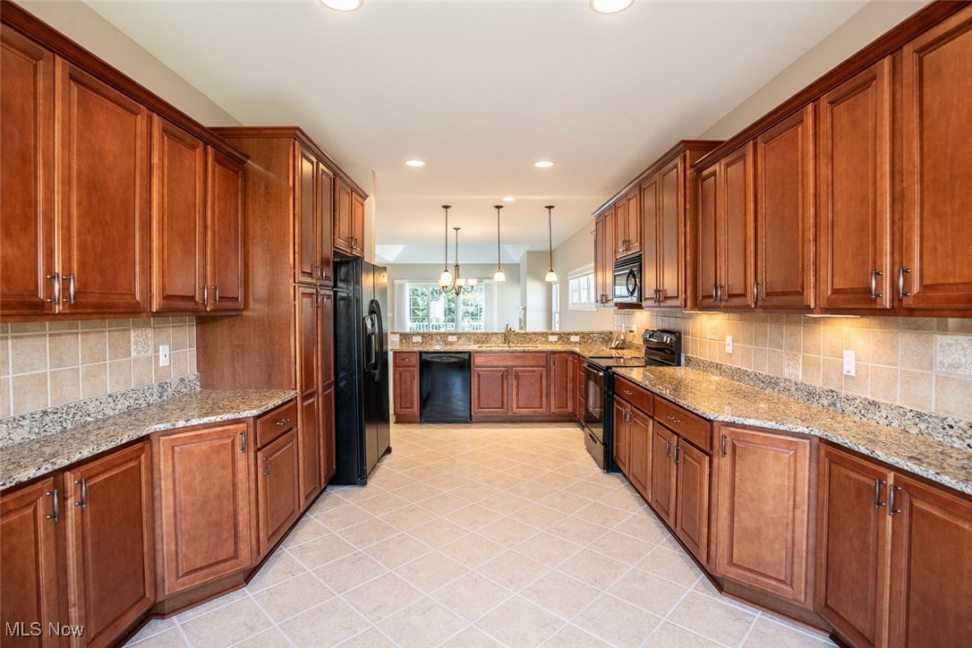 24 Somerset Drive Rocky River OH 44116