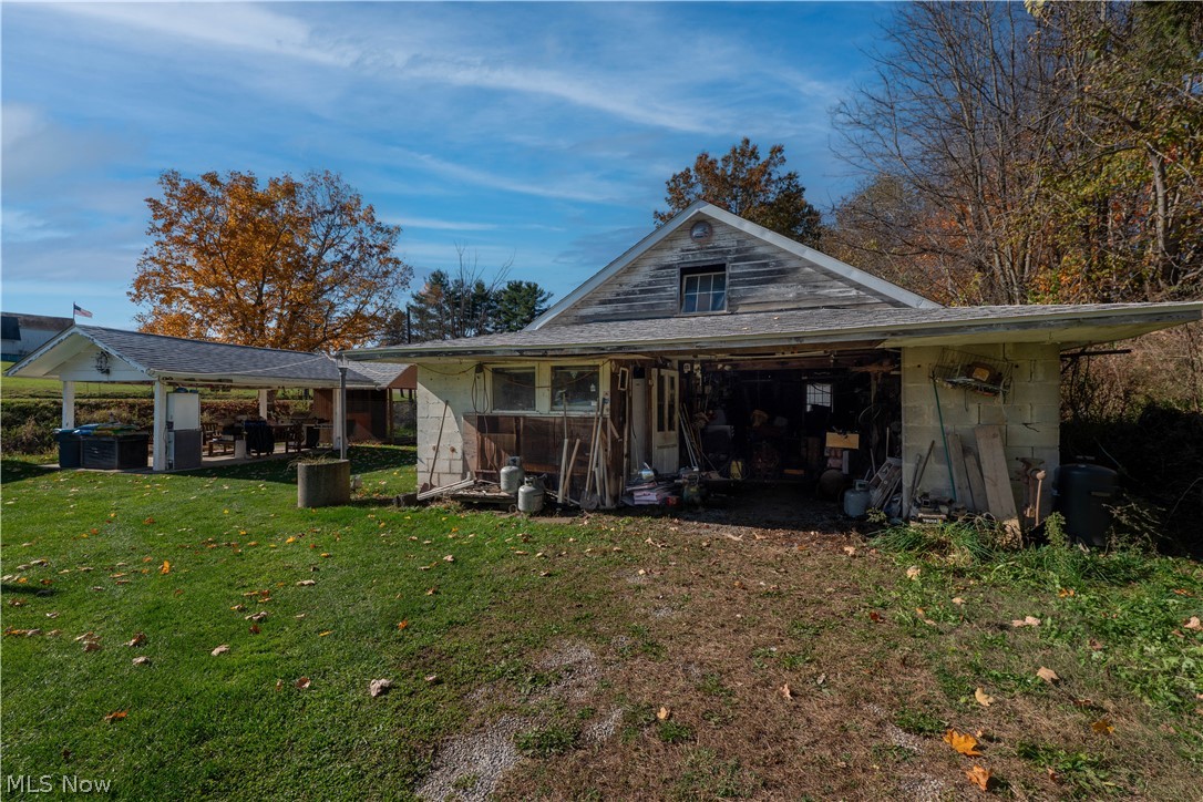 14449 Mccue Road North Lawrence OH 44666