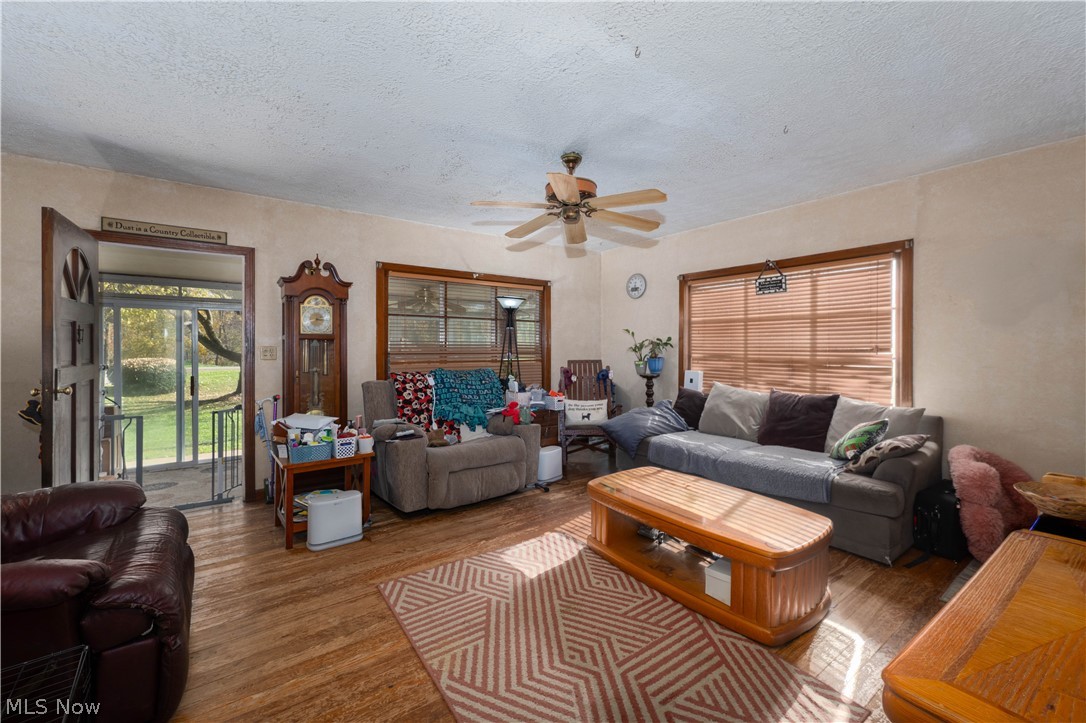 14449 Mccue Road North Lawrence OH 44666