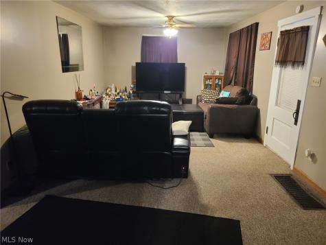 8094 Fohl Road SW Navarre OH 44662