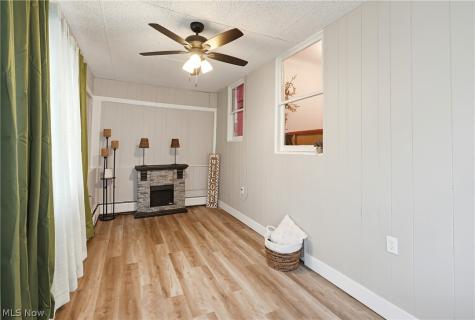 4207 W 58th Street Cleveland OH 44144