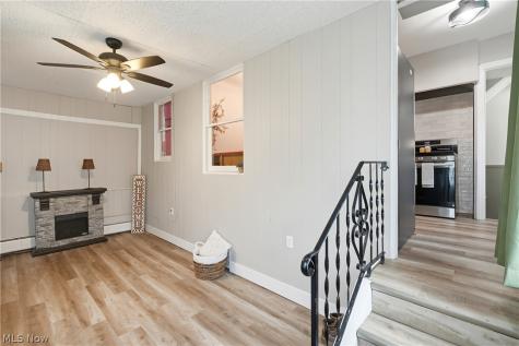4207 W 58th Street Cleveland OH 44144