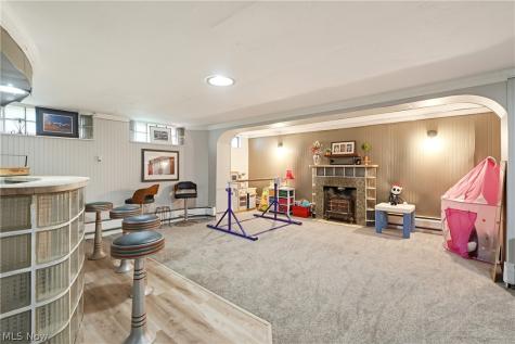 4207 W 58th Street Cleveland OH 44144