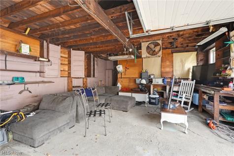 4207 W 58th Street Cleveland OH 44144