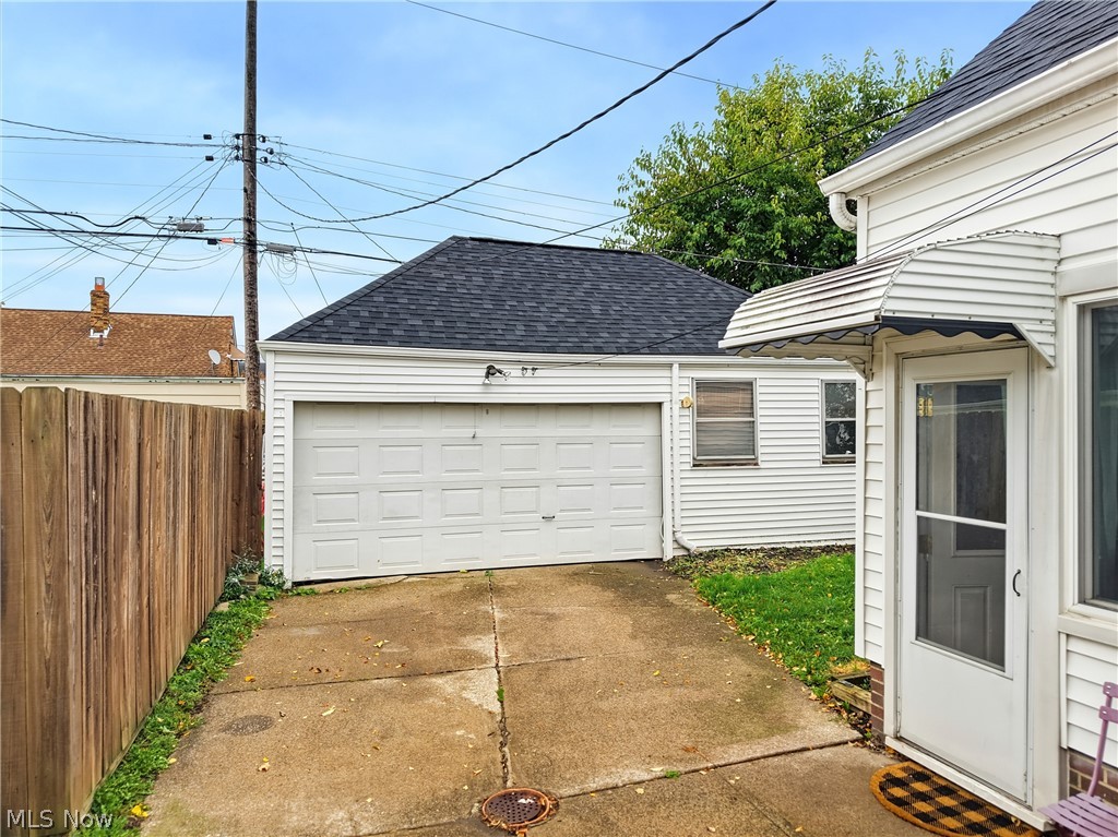 4207 W 58th Street Cleveland OH 44144