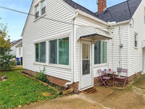 4207 W 58th Street Cleveland OH 44144