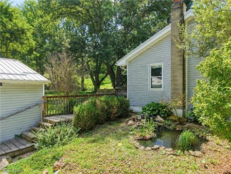 7091 Akron Avenue NW New Franklin OH 44614